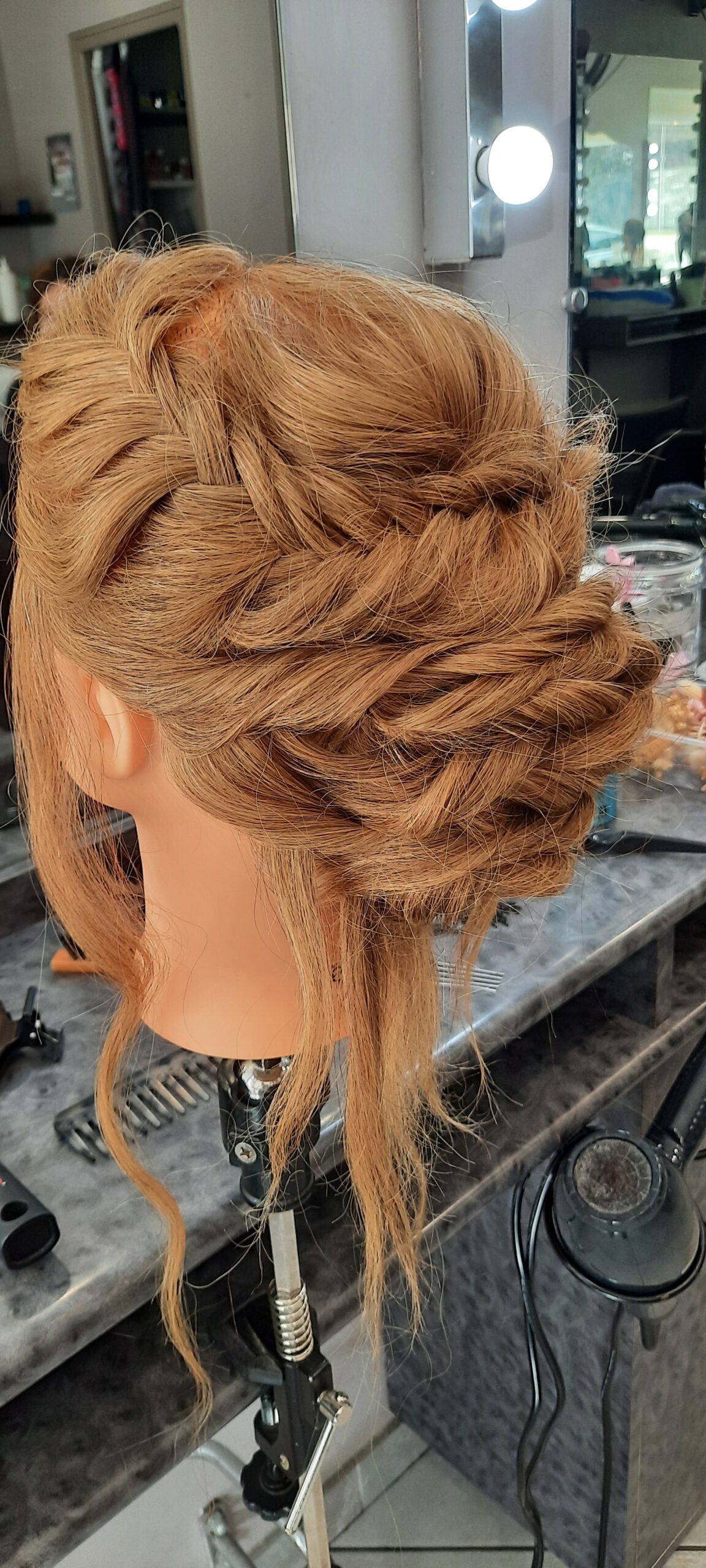 Coiffure événementiel chic